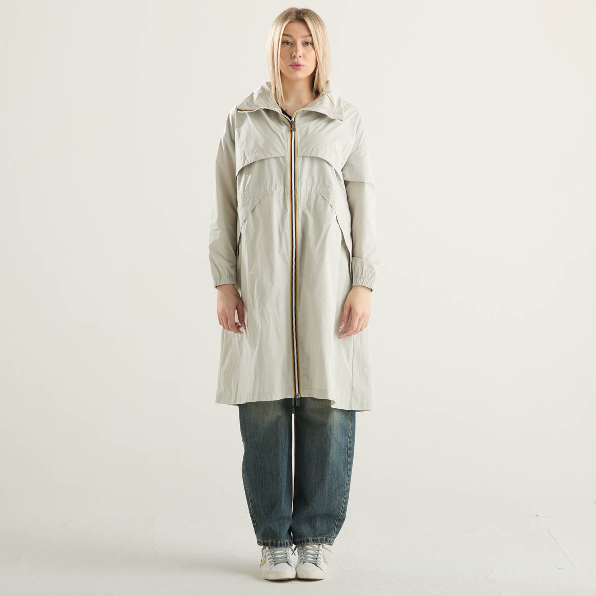 K-Way impermeabile lungo in tessuto beige chiaro