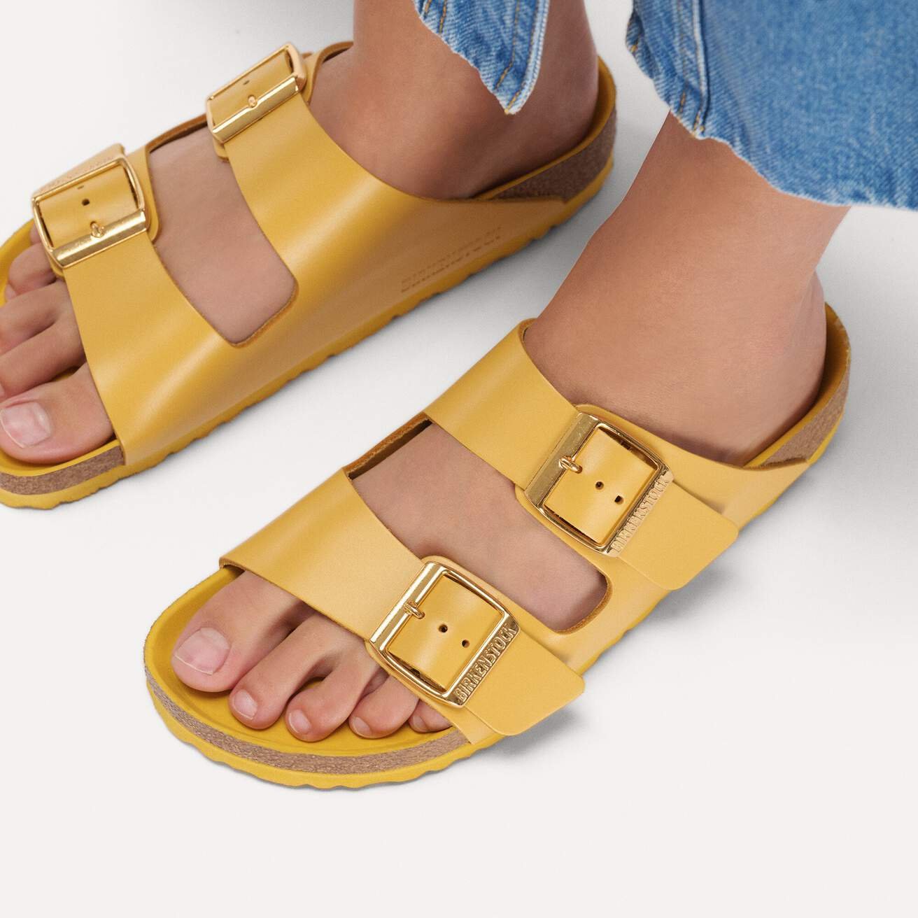 Birkenstock ciabatta Arizona in pelle gialla